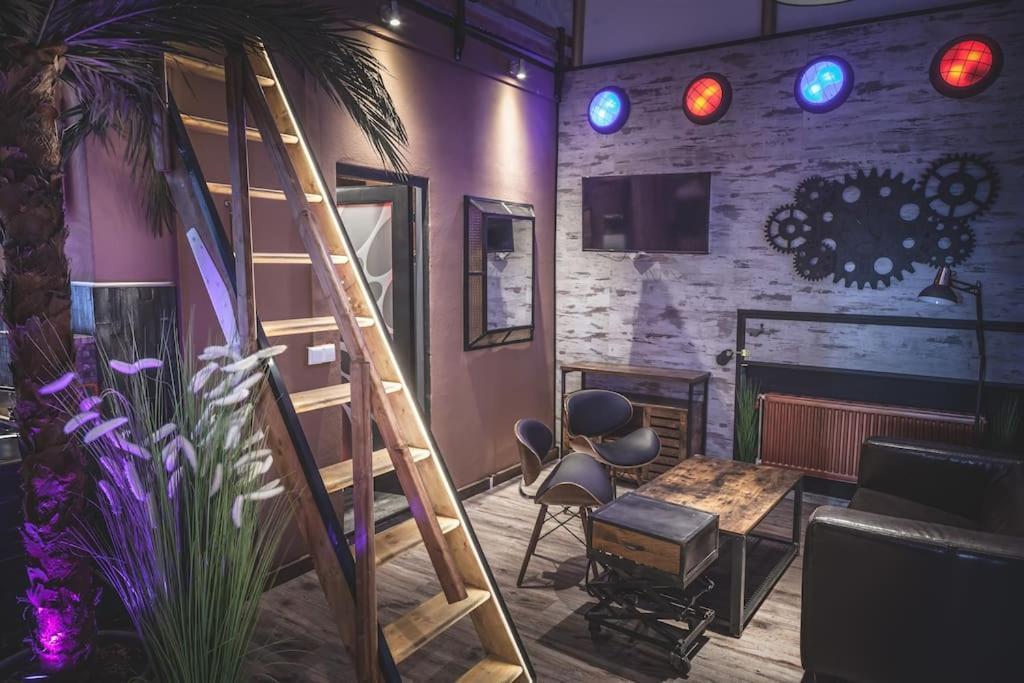 Einzigartige Ferienwohnung Bunt Wie Berlin Exterior foto